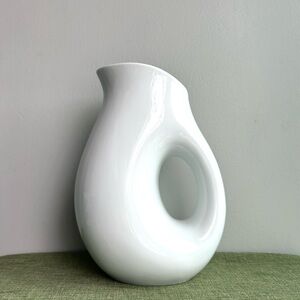 MODERN white porcelain water jug/pitcher